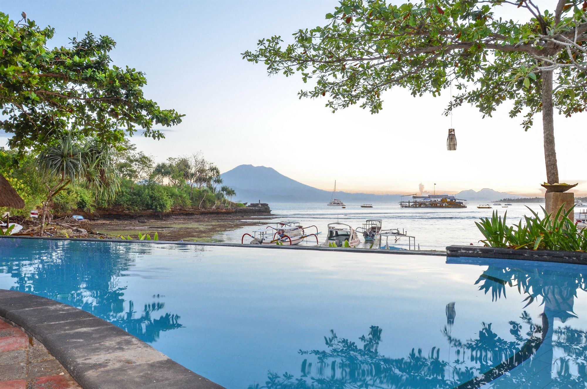 Tamarind Beach Bungalow Нуса-Лембонган Экстерьер фото